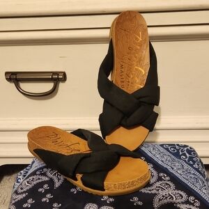 Stylish Black Woven Sandal By Blowfish NWOT